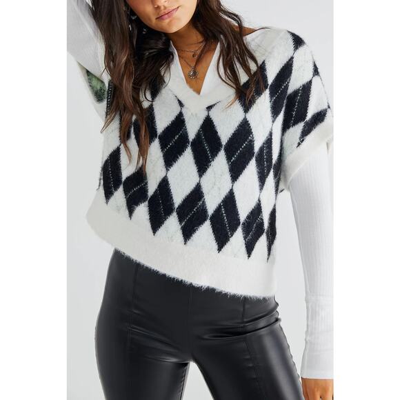 Free People Through the Motions Argyle Short Sleeve Sweater‎ Top - Picture 1 of 10